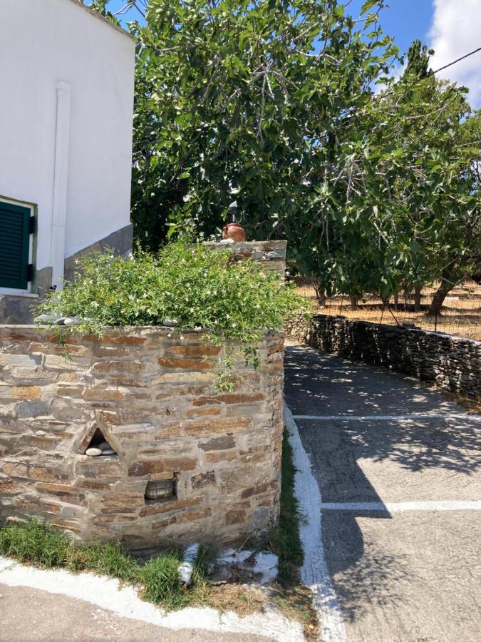 Agkyra Rooms Aladhinon Bagian luar foto